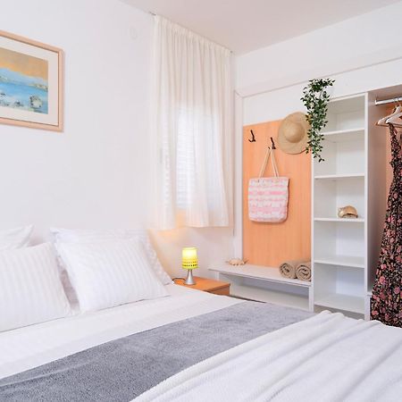 Novak Guesthouse - Zf Hvar Hvar Town Bagian luar foto