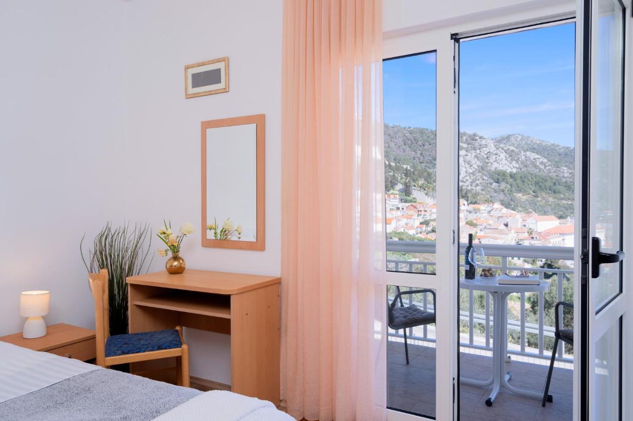 Novak Guesthouse - Zf Hvar Hvar Town Bagian luar foto