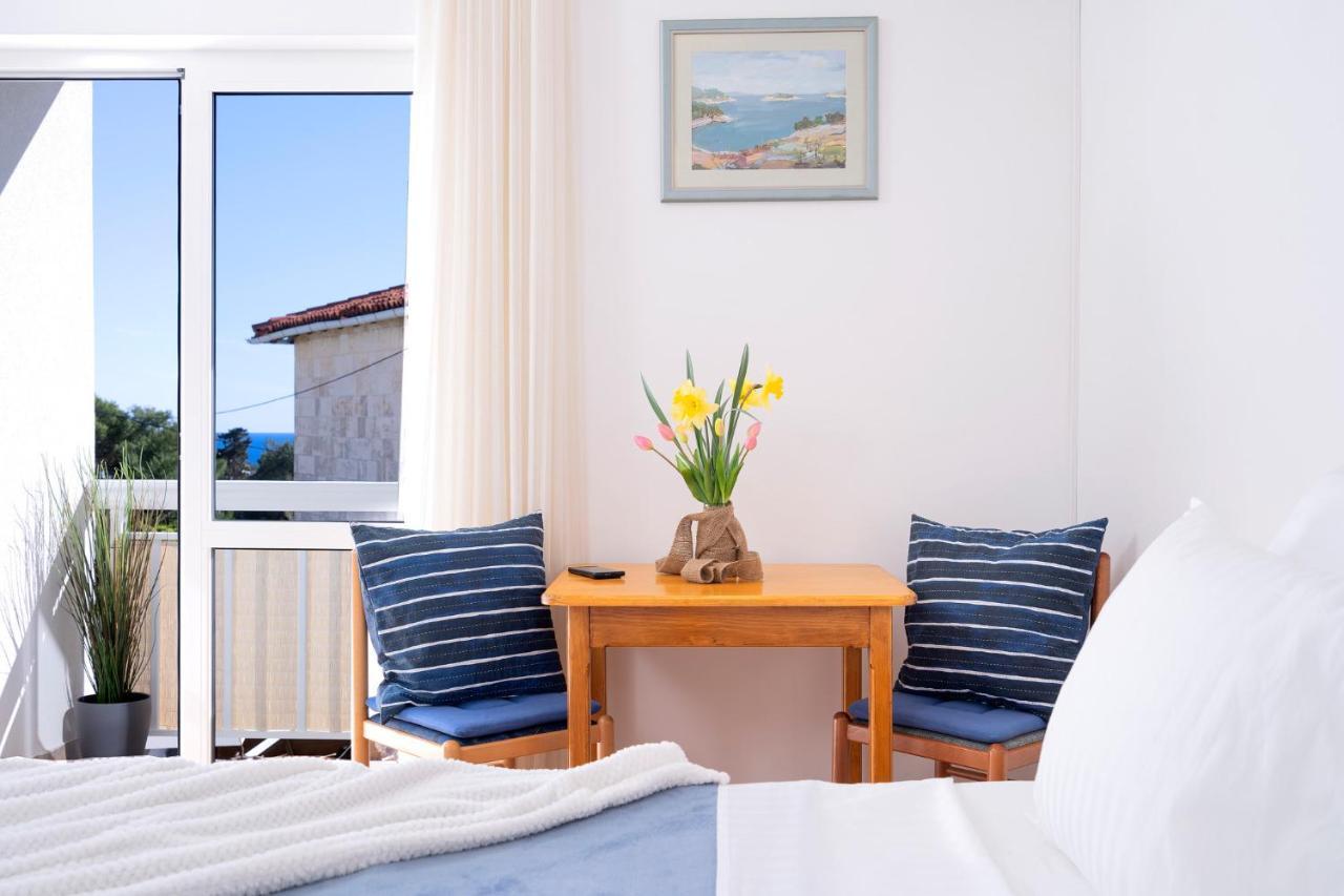 Novak Guesthouse - Zf Hvar Hvar Town Bagian luar foto