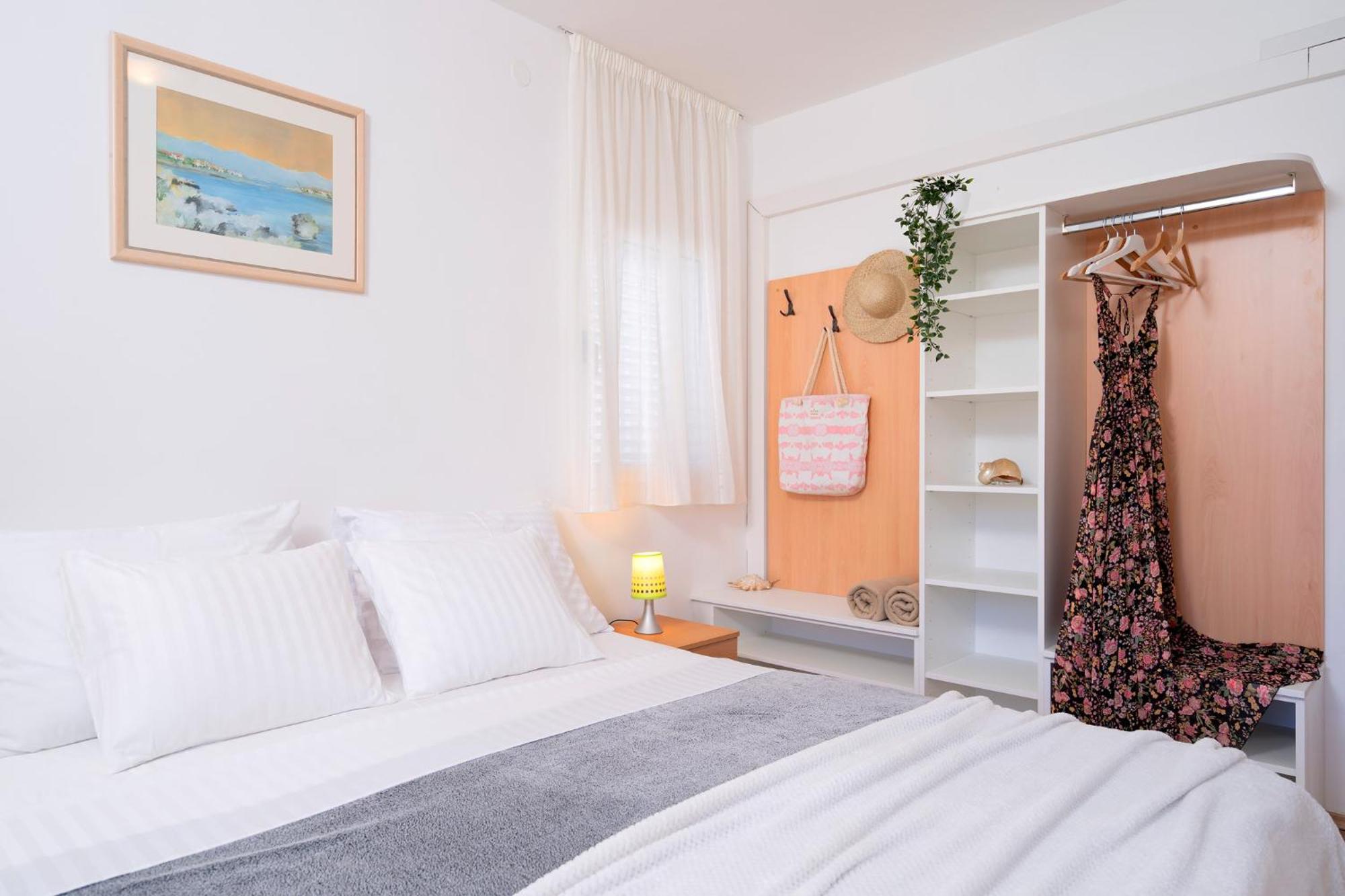Novak Guesthouse - Zf Hvar Hvar Town Bagian luar foto