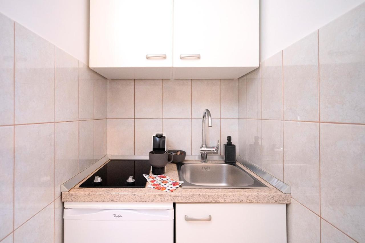 Novak Guesthouse - Zf Hvar Hvar Town Bagian luar foto